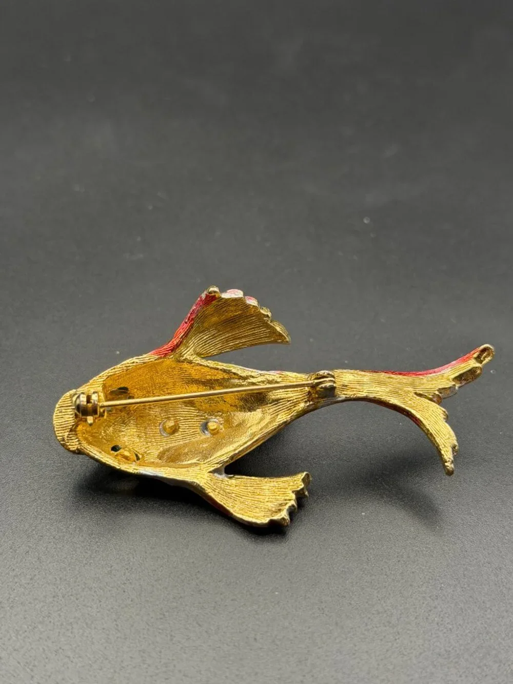 Vintage Unsigned Enamel koi Fish Brooch Pin Rhinestone Gold Tone Colorful